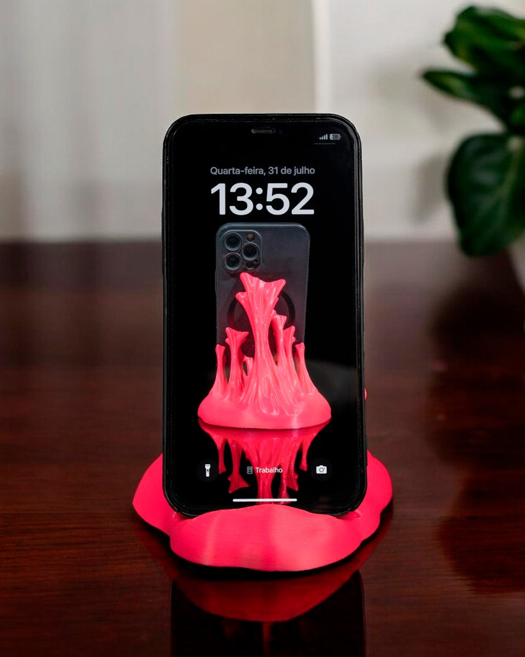 Phone stand | Sticky Situation