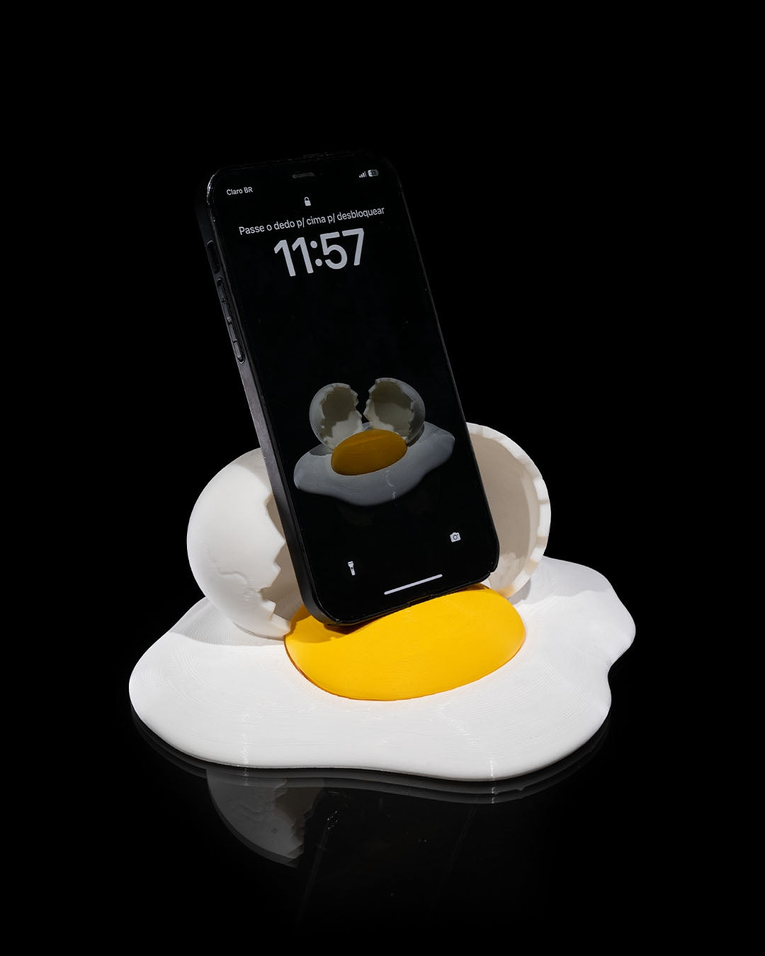 Phone stand | Egg-cellent!